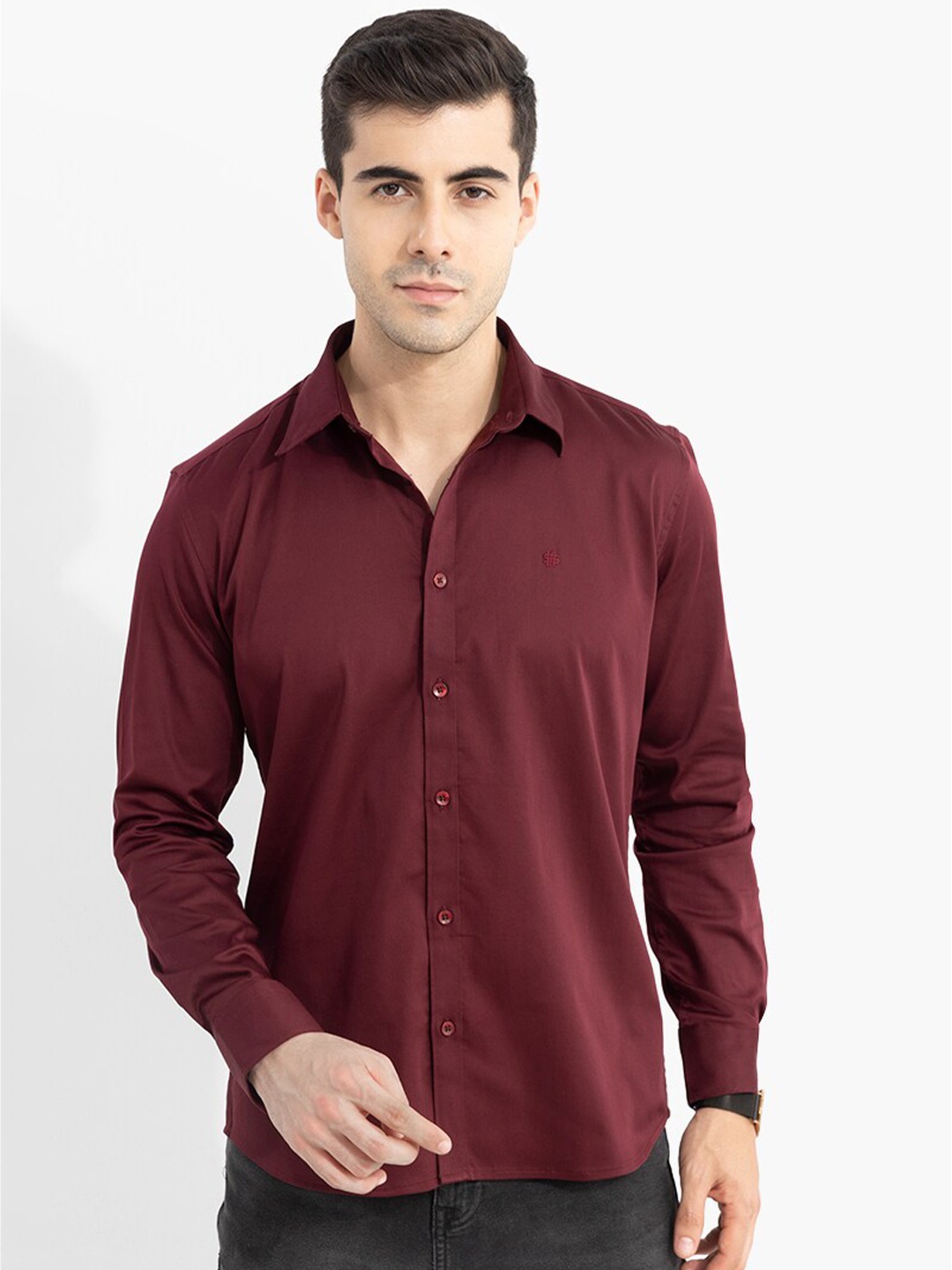 

Snitch Maroon Classic Slim Fit Casual Shirt