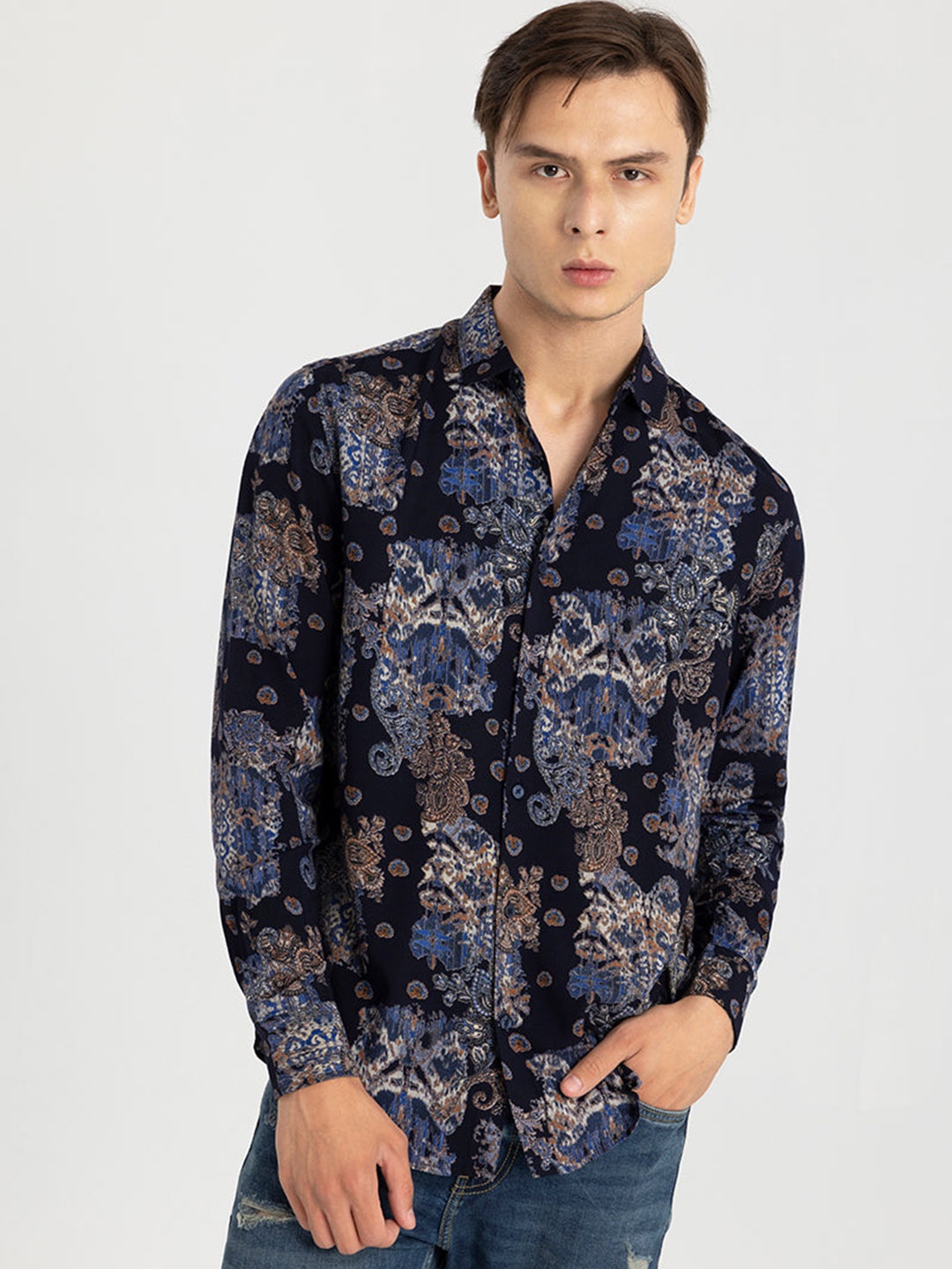 

Snitch Men Blue Classic Slim Fit Opaque Ethnic Motifs Printed Casual Shirt