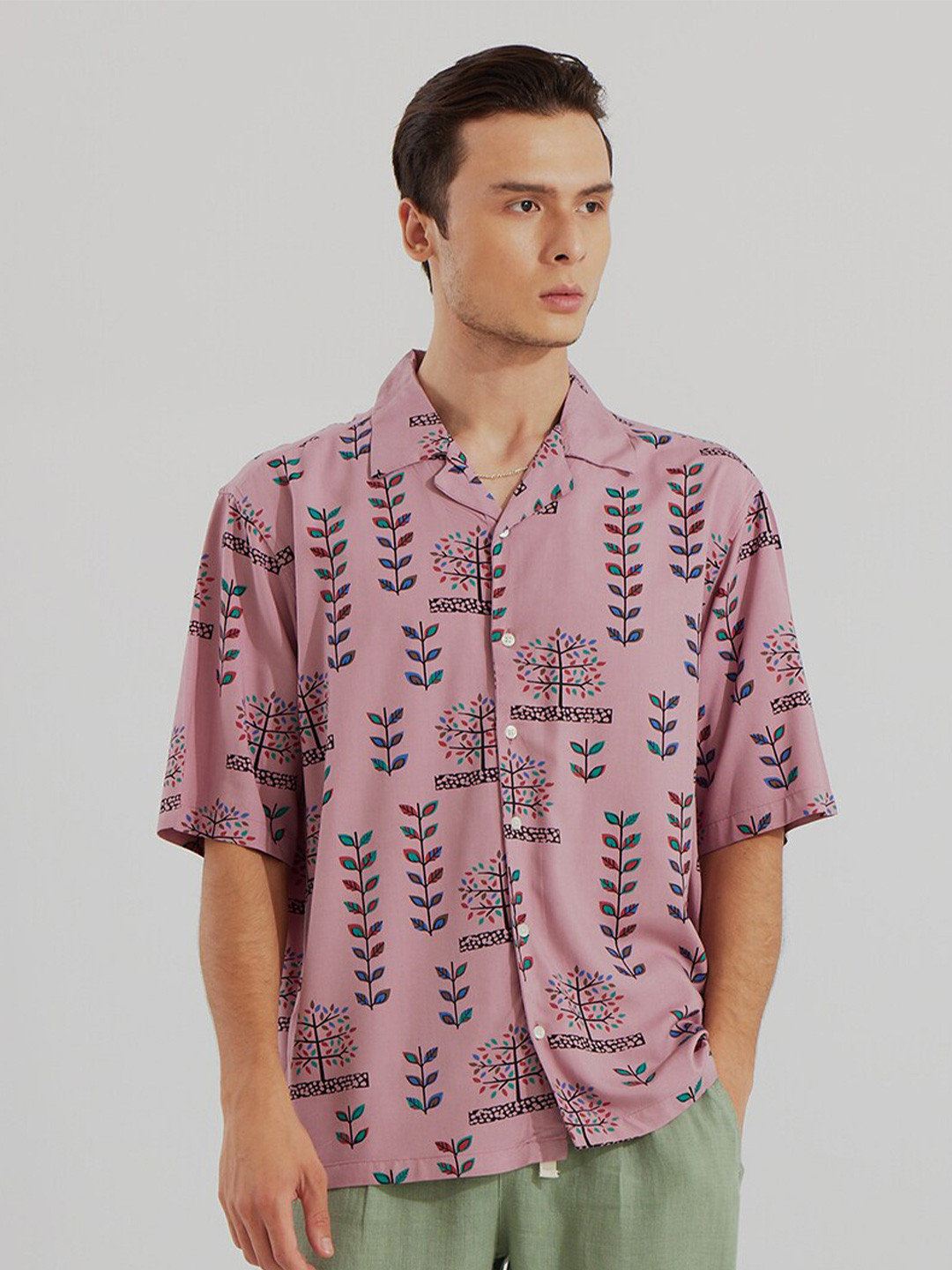 

Snitch Pink Classic Oversized Floral Printed Casual Shirt