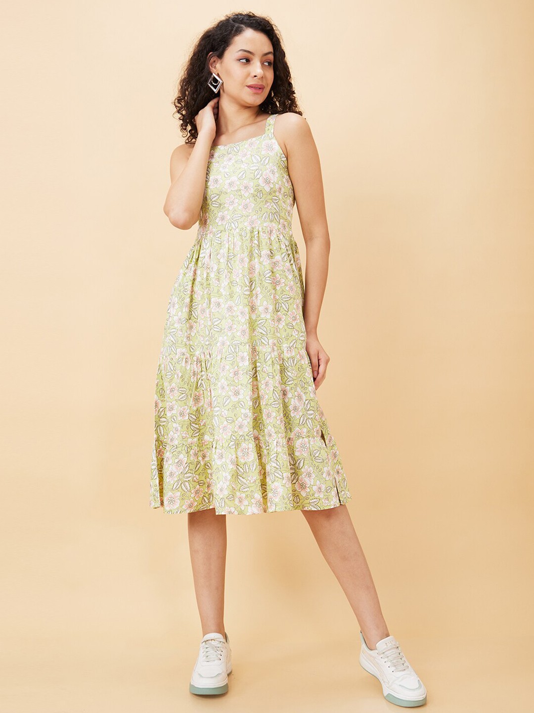 

Globus Floral Printed Smocked Fit & Flare Dress, Green