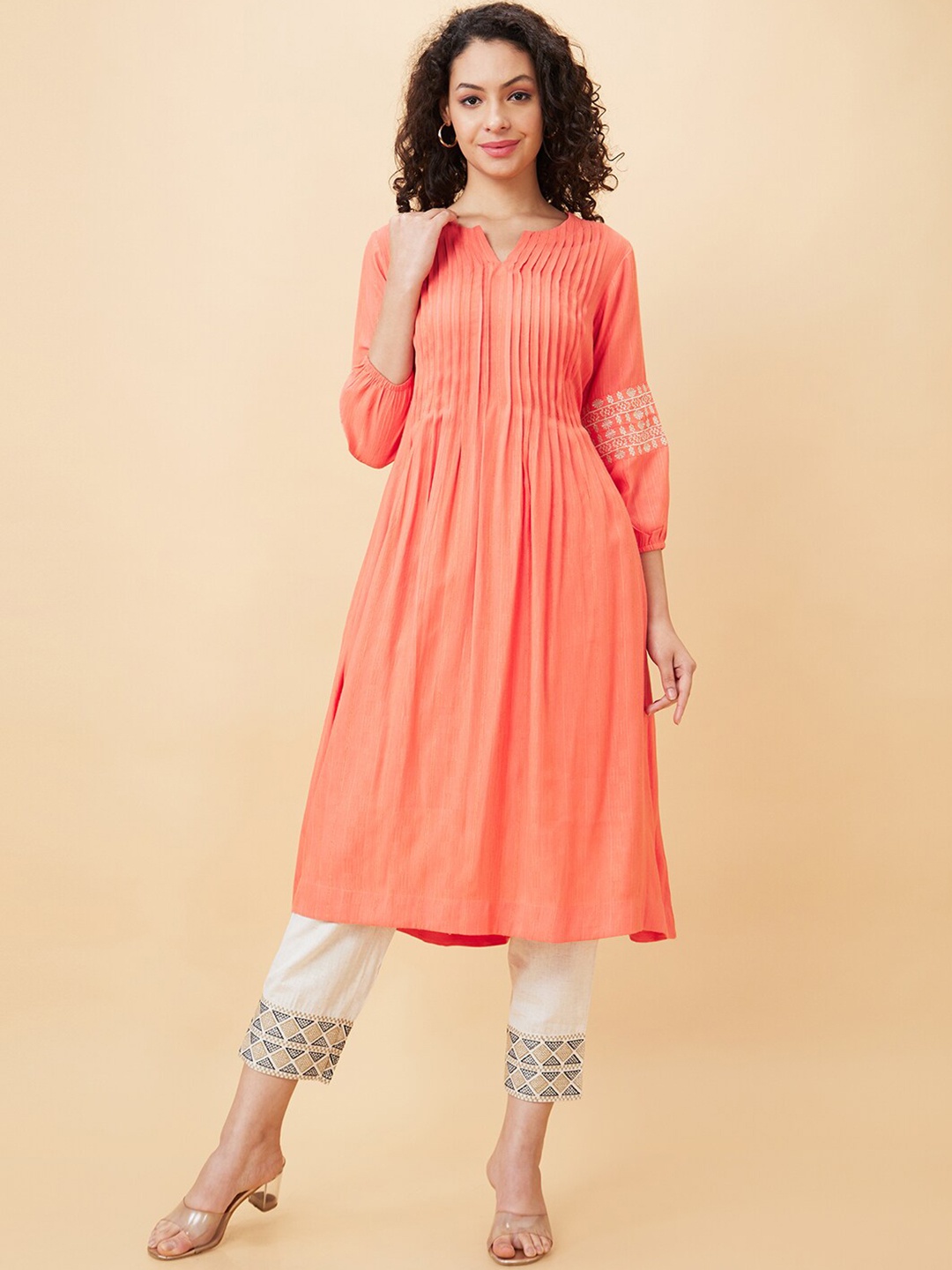 

Globus Pleated Round Neck Puff Sleeve A-Line Kurta, Coral