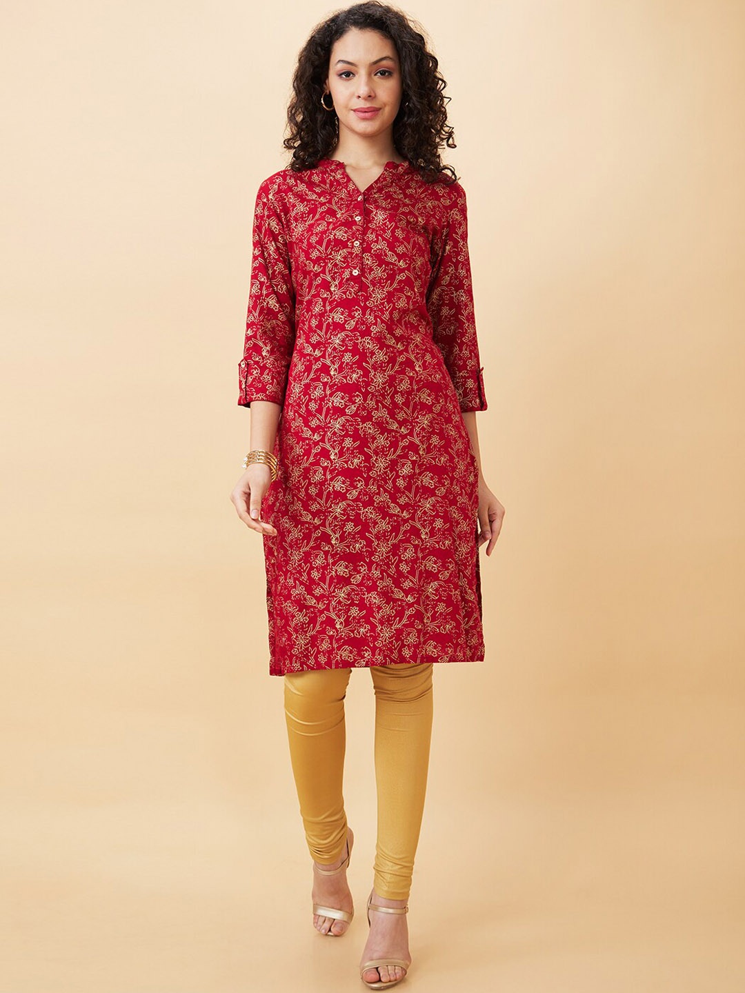 

Globus Red Ethnic Motifs Printed Kurta