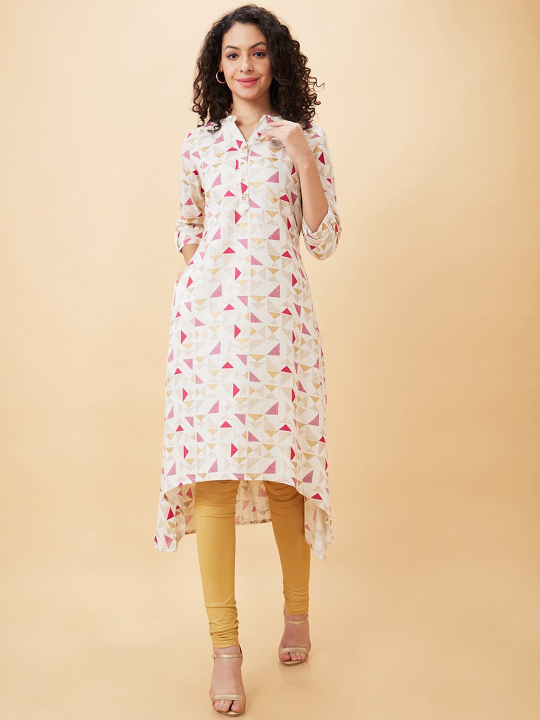 

Globus Off White & Pink Geometric Printed Mandarin Collar Cotton A-Line Kurta