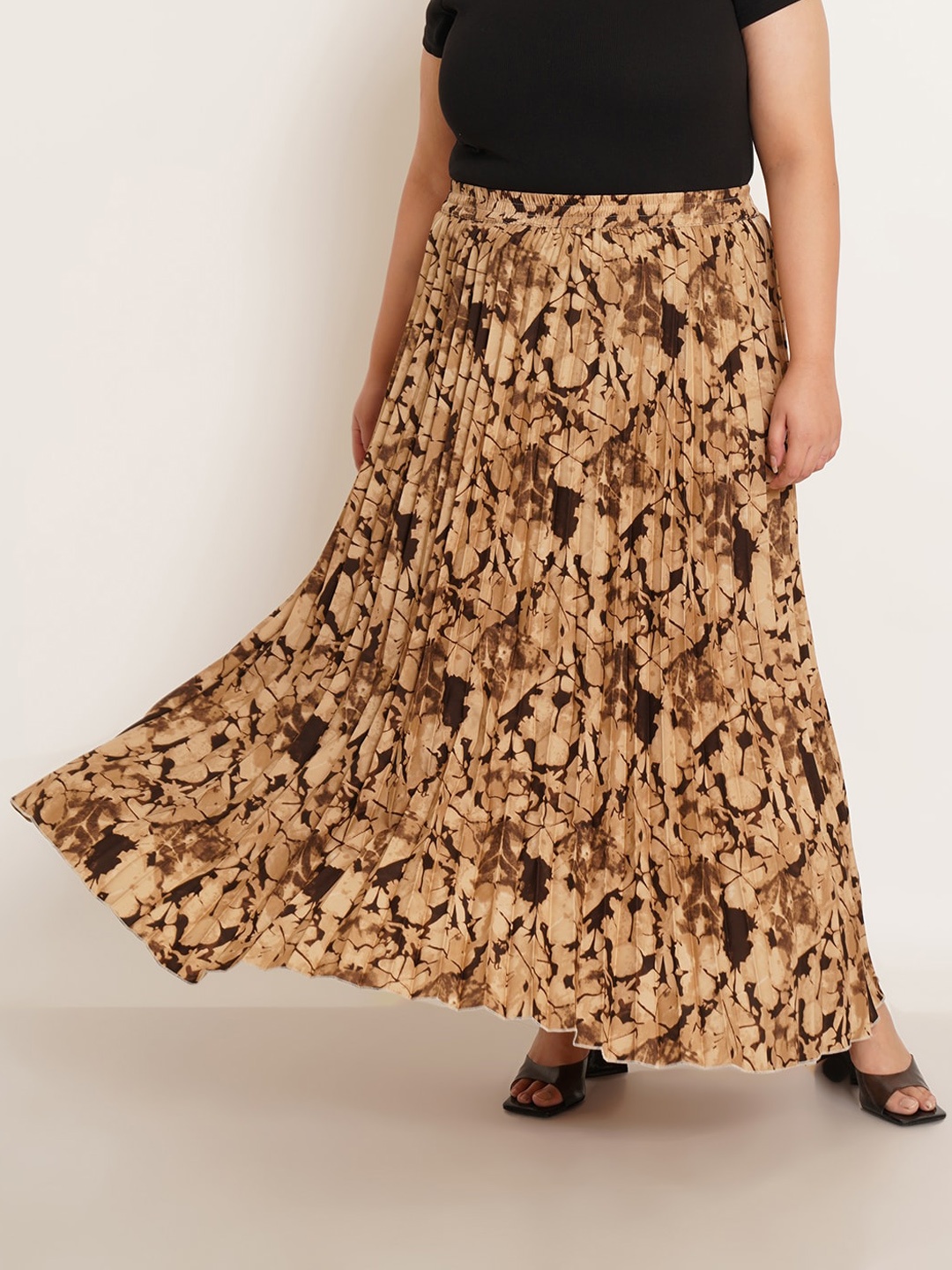 

U&F Beyond Plus Size Abstract Printed Maxi Flared Skirts, Beige