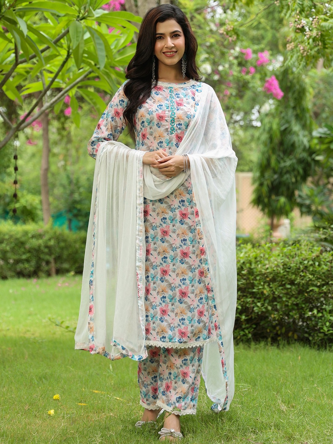 

PINKVILLE JAIPUR Floral Printed Thread Work Pure Cotton Kurta With Trousers & Dupatta, White