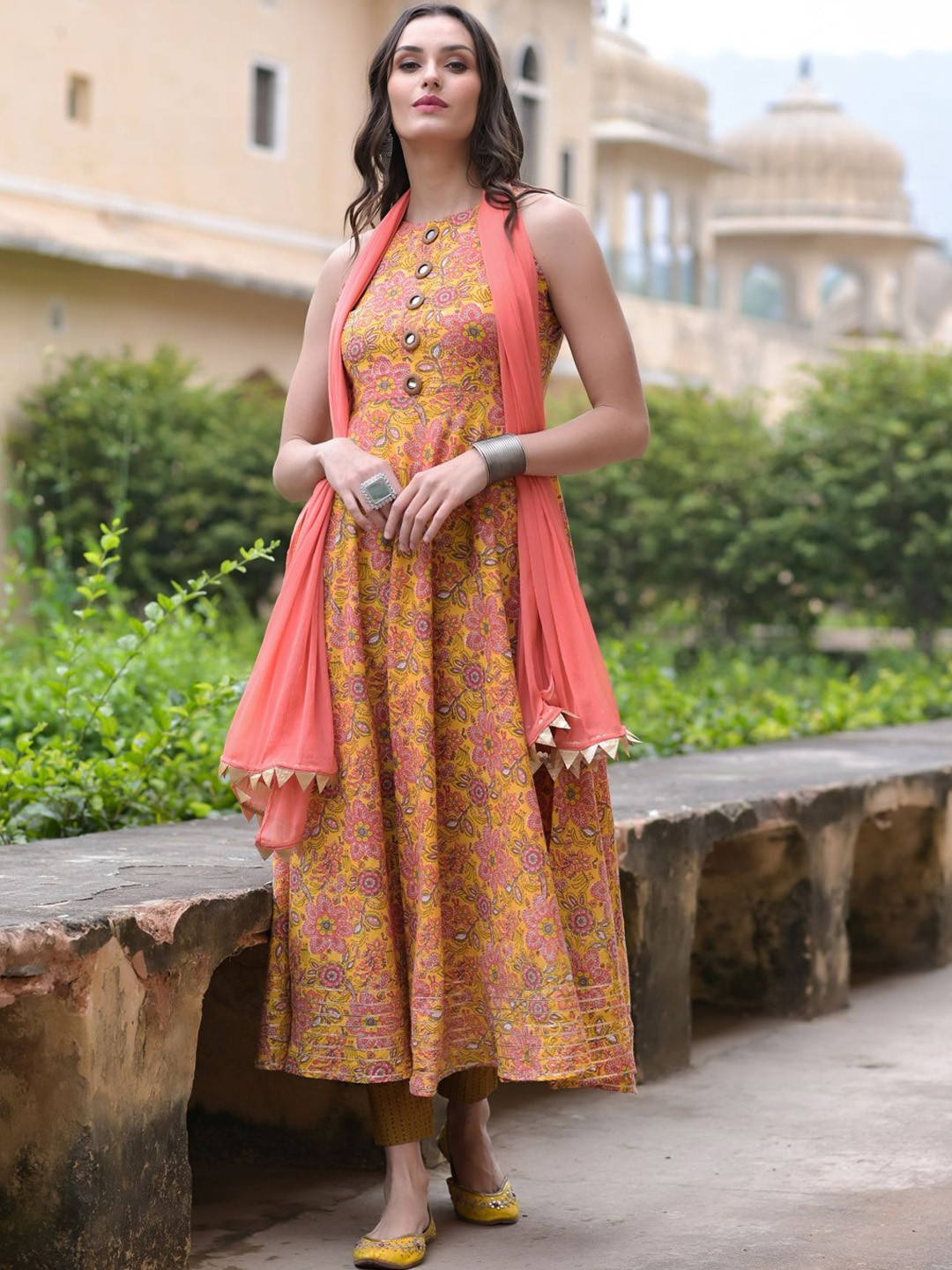 

METRO-FASHION Floral Printed Pure Cotton Kurta with Trousers & Dupatta, Yellow
