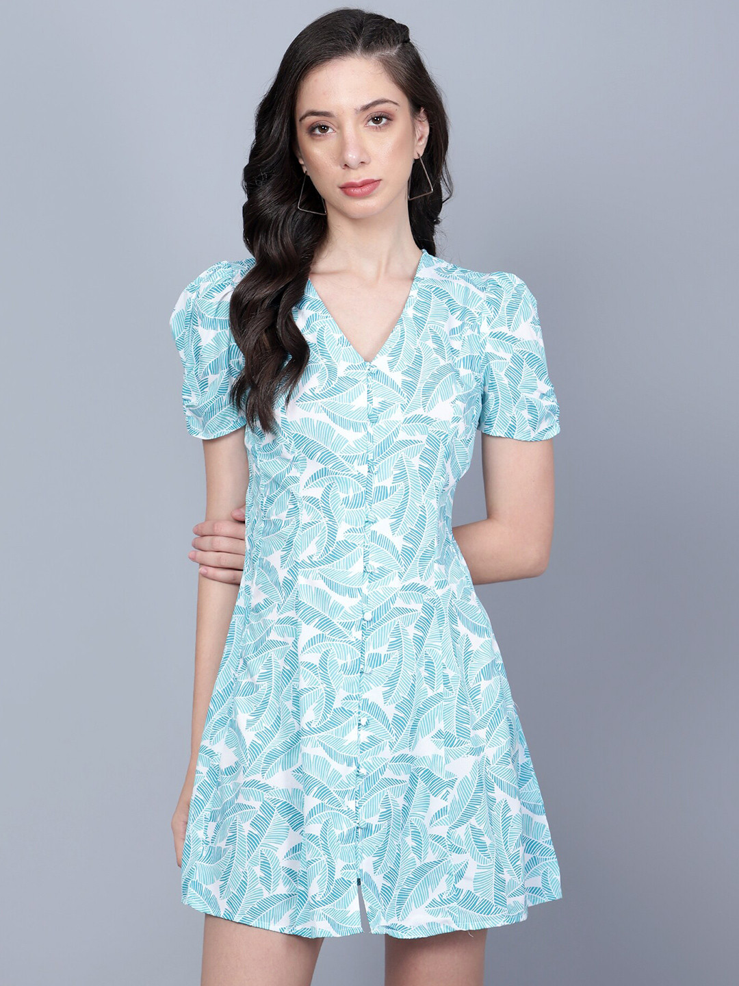 

The Roadster Lifestyle Co. Blue Geometric Printed V-Neck Smocked A-Line Mini Dress