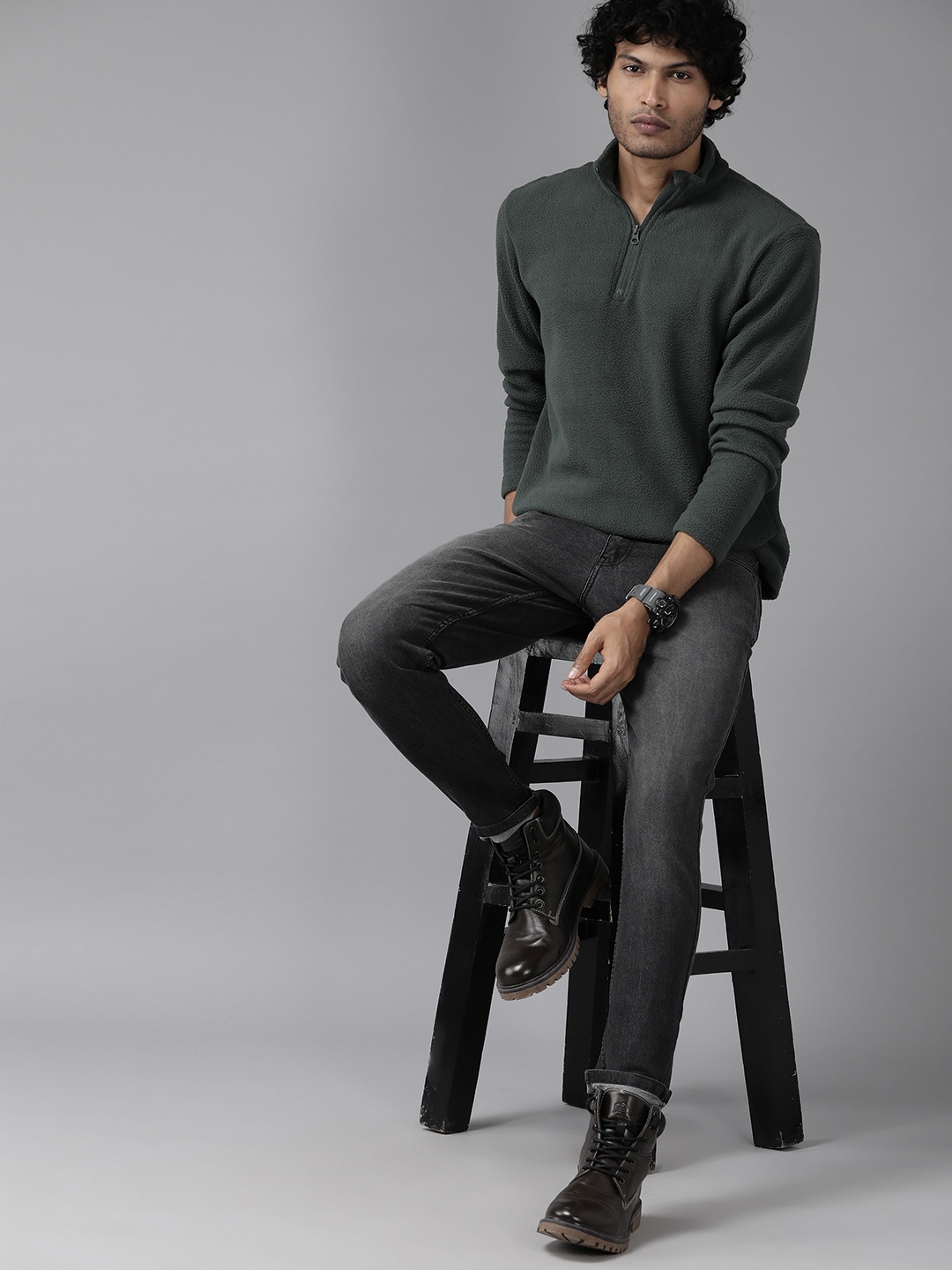 

The Roadster Lifestyle Co. Men Mock Collar Sweatshirt, Olive