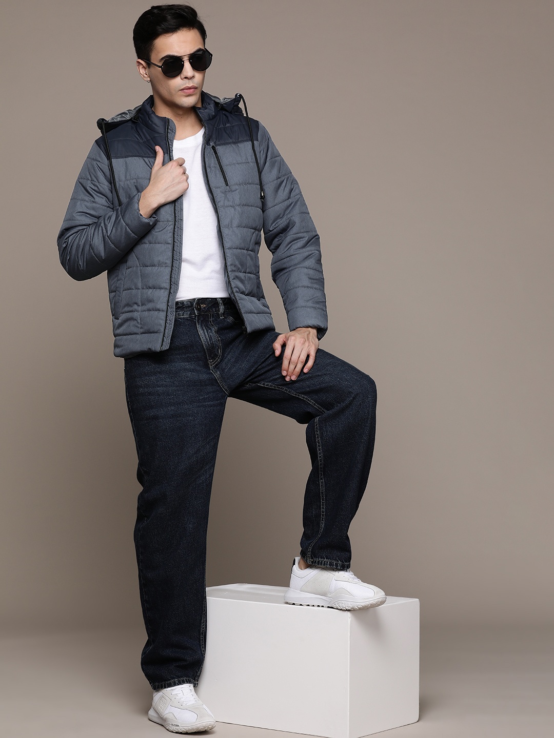 

The Roadster Lifestyle Co. Colourblocked Padded Jacket with Detachable Hood, Blue