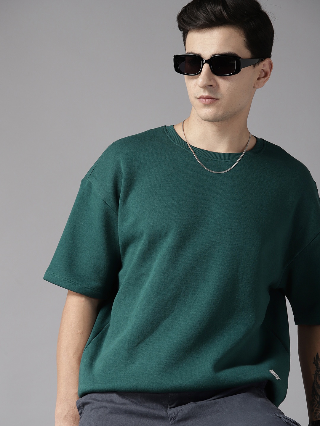 

The Roadster Lifestyle Co. Solid Drop-Shoulder Sleeves Sweatshirt, Green