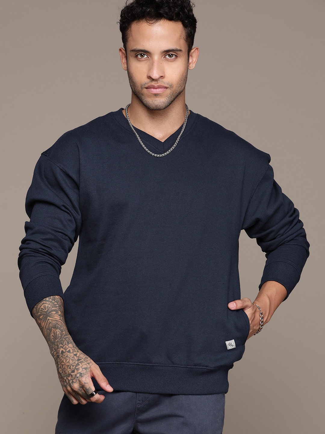 

The Roadster Lifestyle Co. Full-Sleeves Regular Fit Sweatshirt, Navy blue