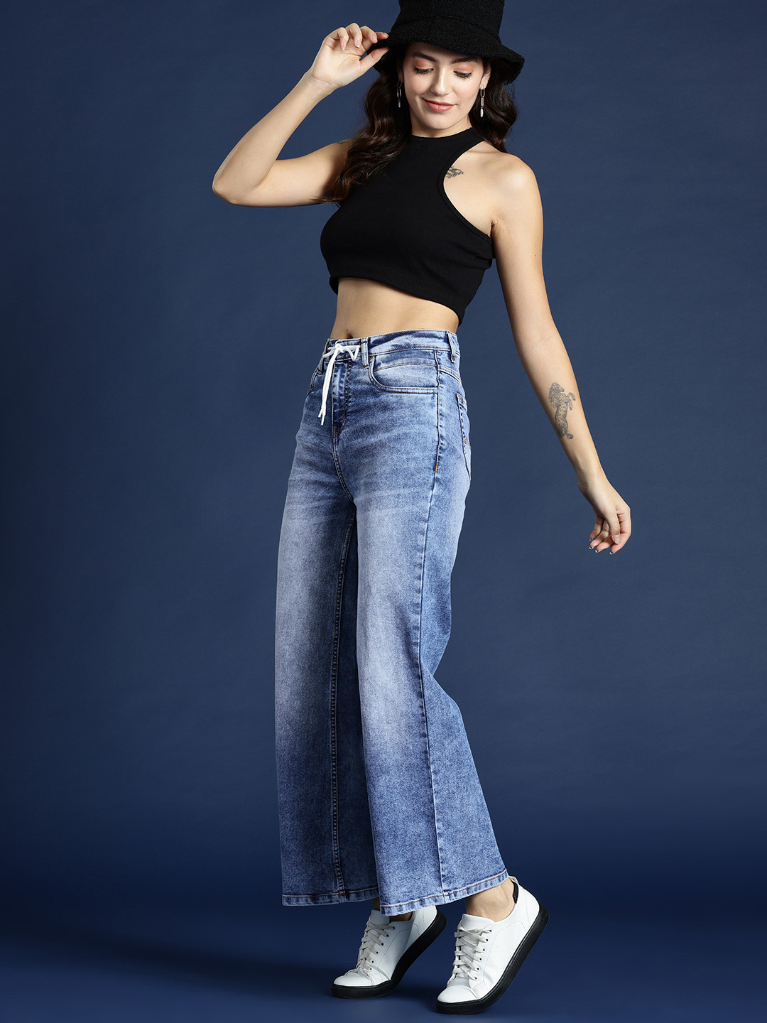 

Mast & Harbour Women Wide Leg High-Rise Light Fade Stretchable Jeans, Blue