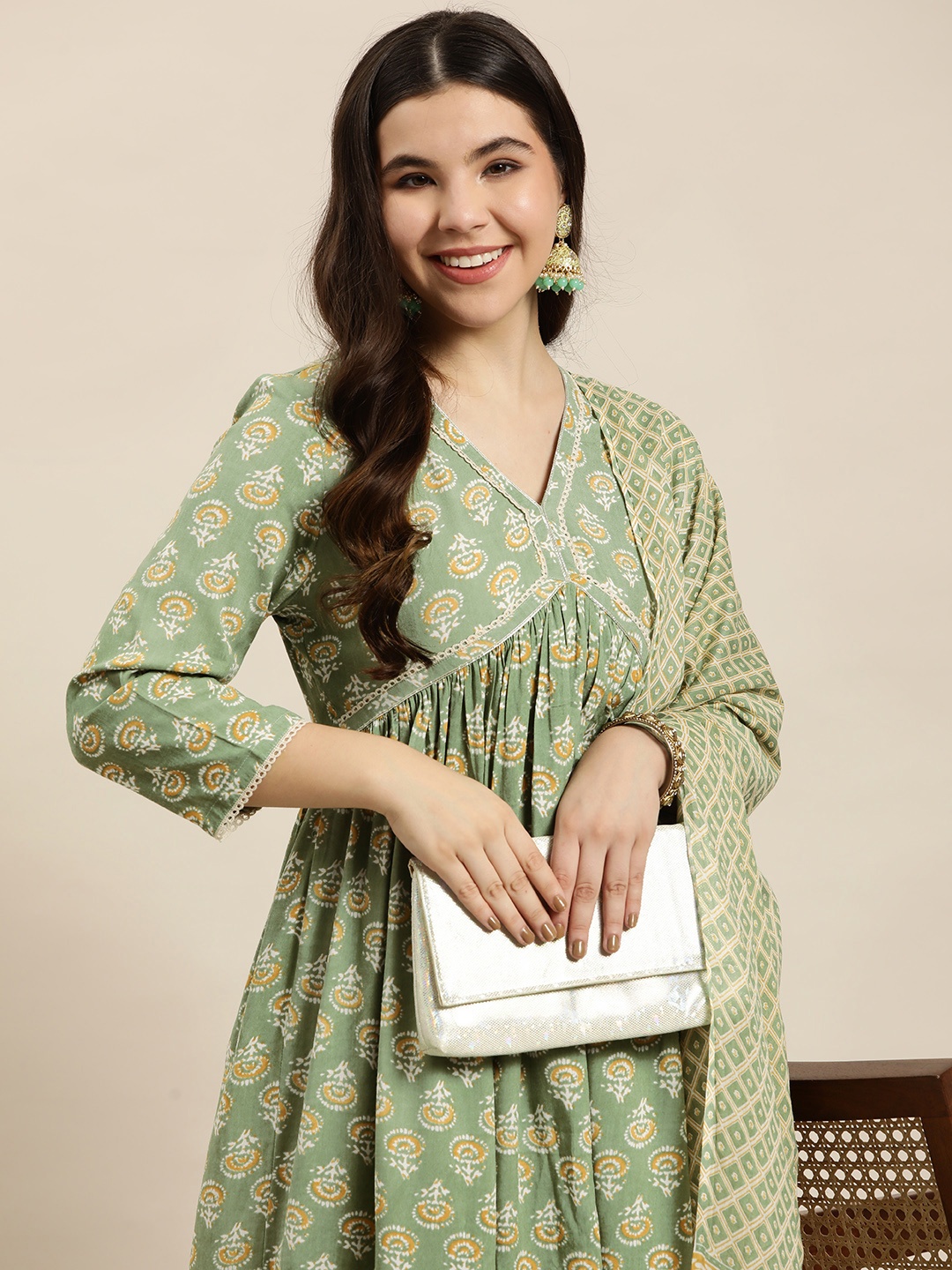 

HERE&NOW Women Green Ethnic Motifs Printed Pleated Kurta with Palazzos