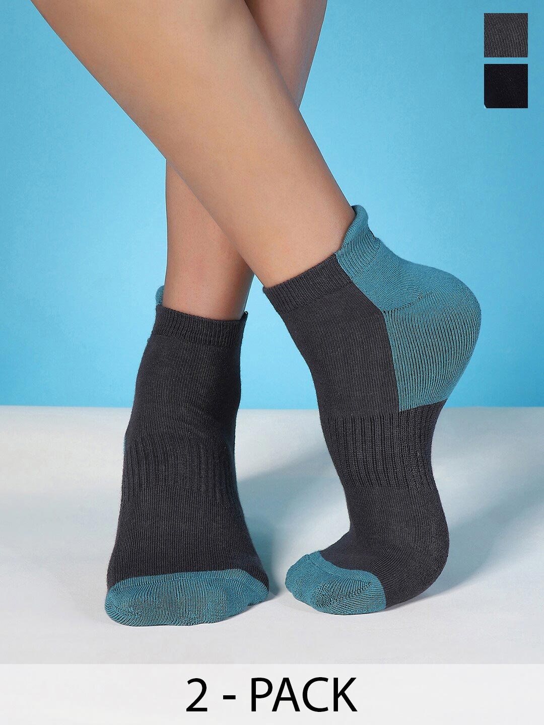 

DAMENSCH Pack Of 2 Color-Blocked Ankle-Length Terry Socks, Black