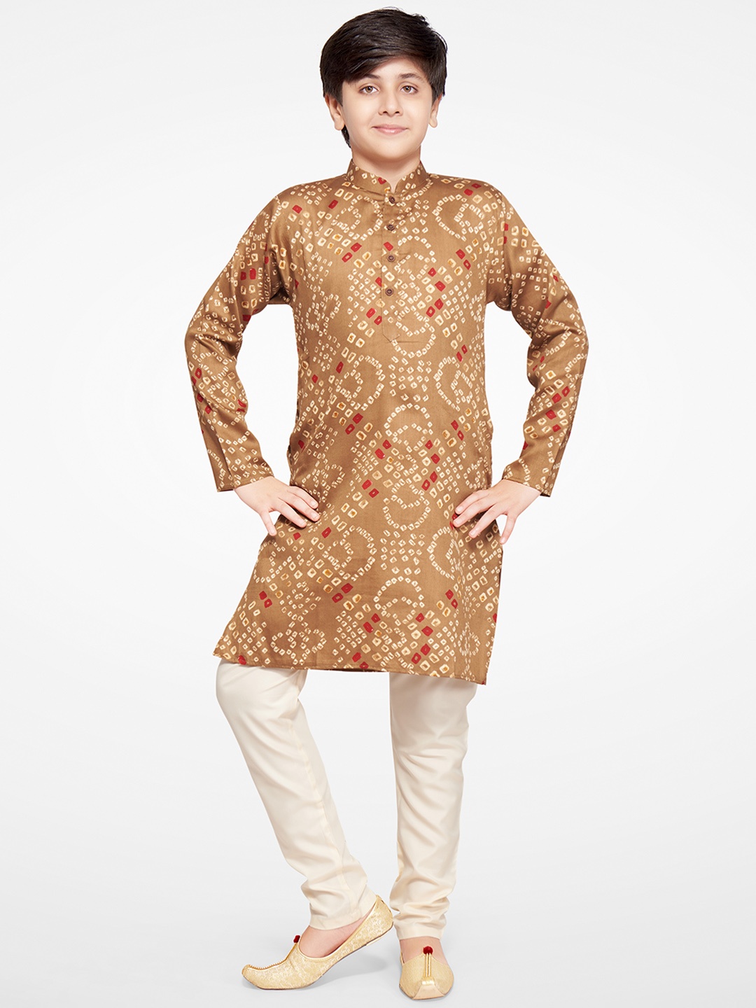 

BAESD Boys Bandhani Printed Mandarin Collar Regular Kurta With Pyjamas, Brown