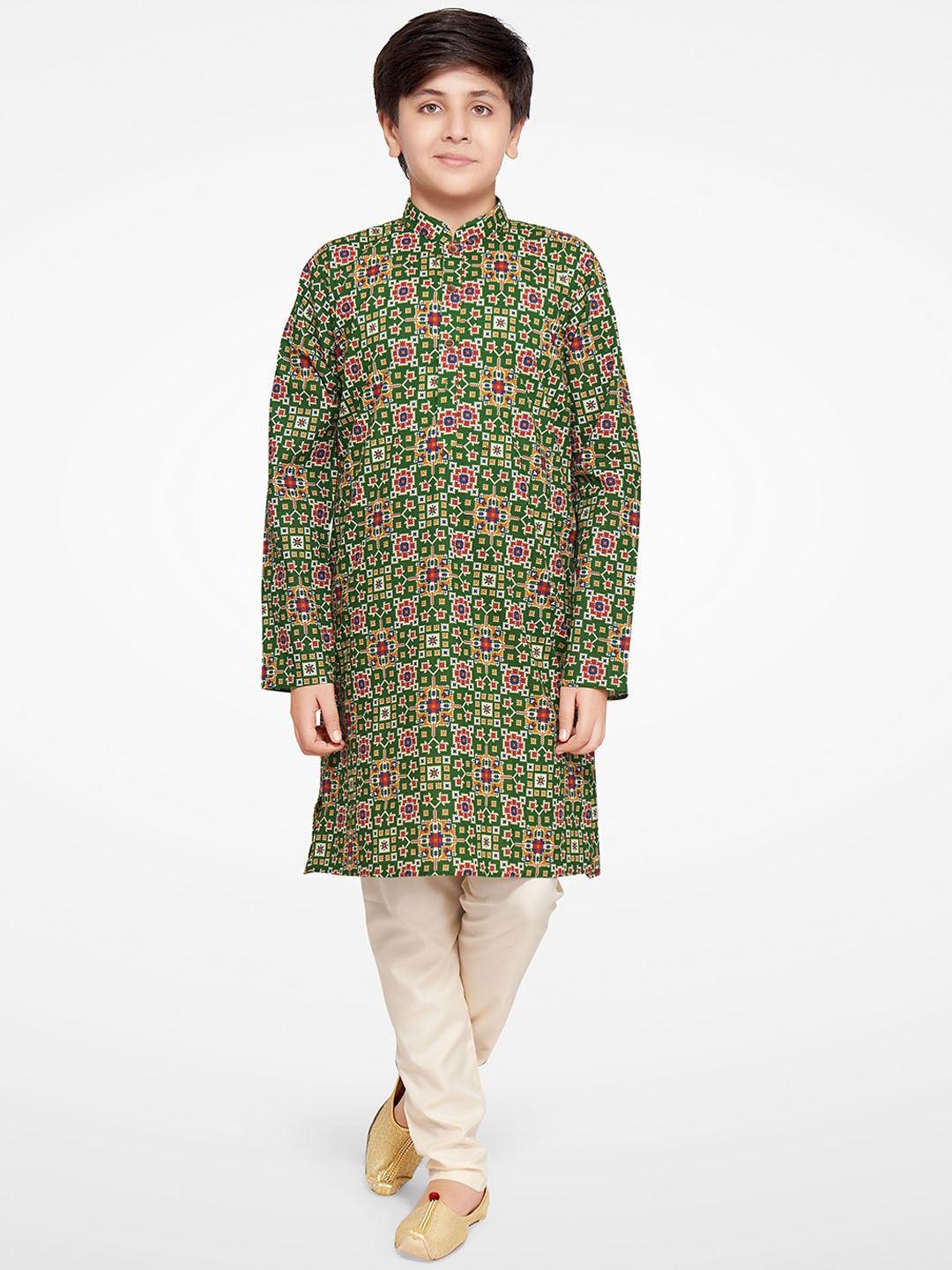 

BAESD Boys Ethnic Motifs Printed Mandarin Collar Regular Kurta with Pyjamas, Green