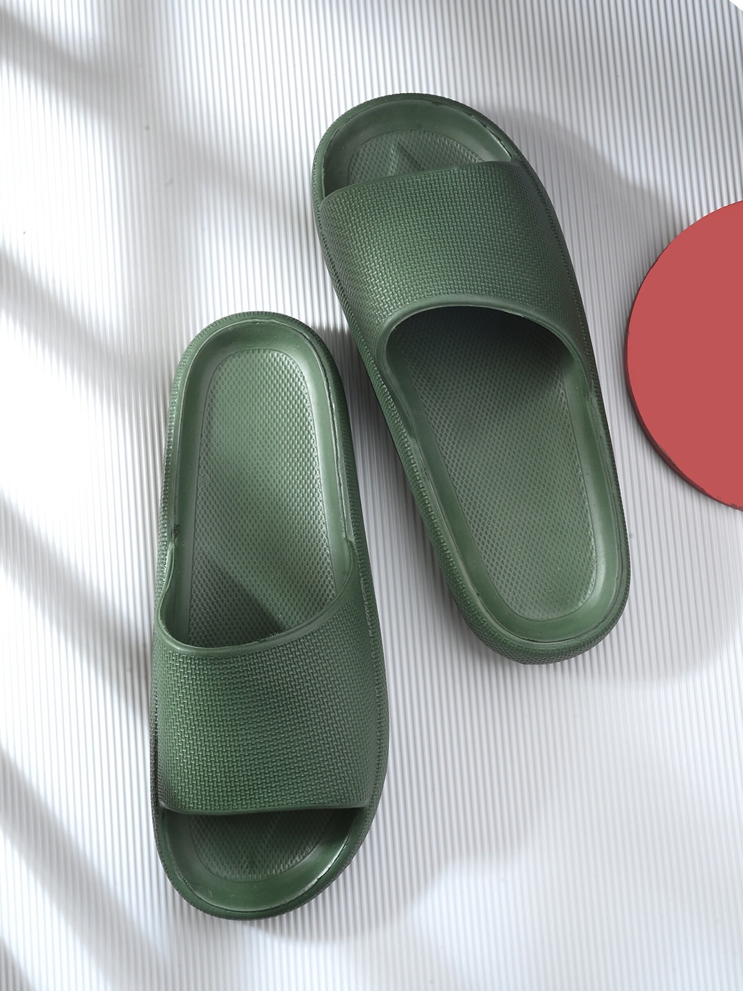 

The Roadster Lifestyle Co. Men Olive Green Textured Sliders