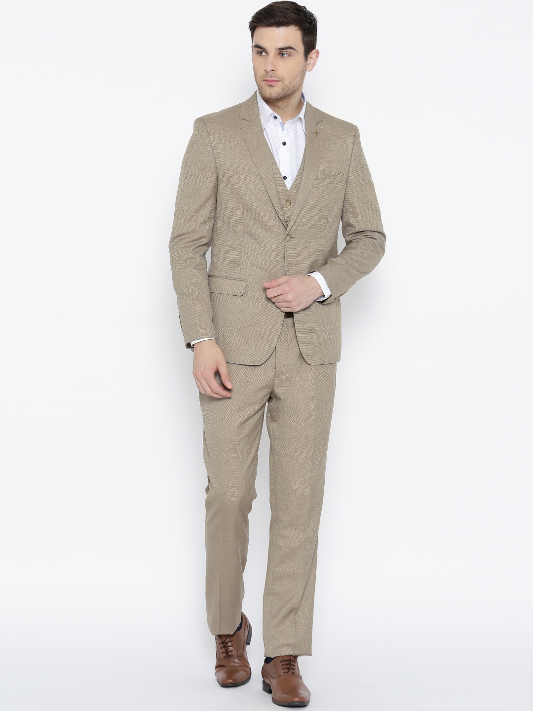 

Arrow Men Beige Body Tailored Fit Formal Suit