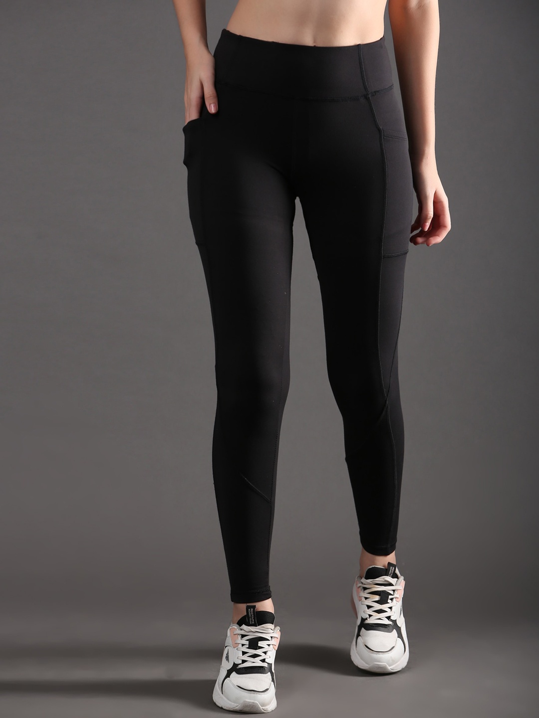 

The Dance Bible Women Rapid-Dry Technology Sports Tights, Black