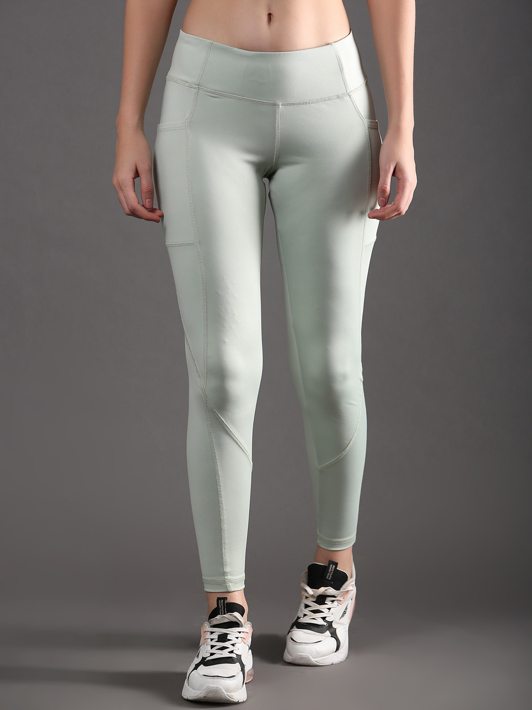 

The Dance Bible Women Rapid-Dry Technology Sports Tights, Green