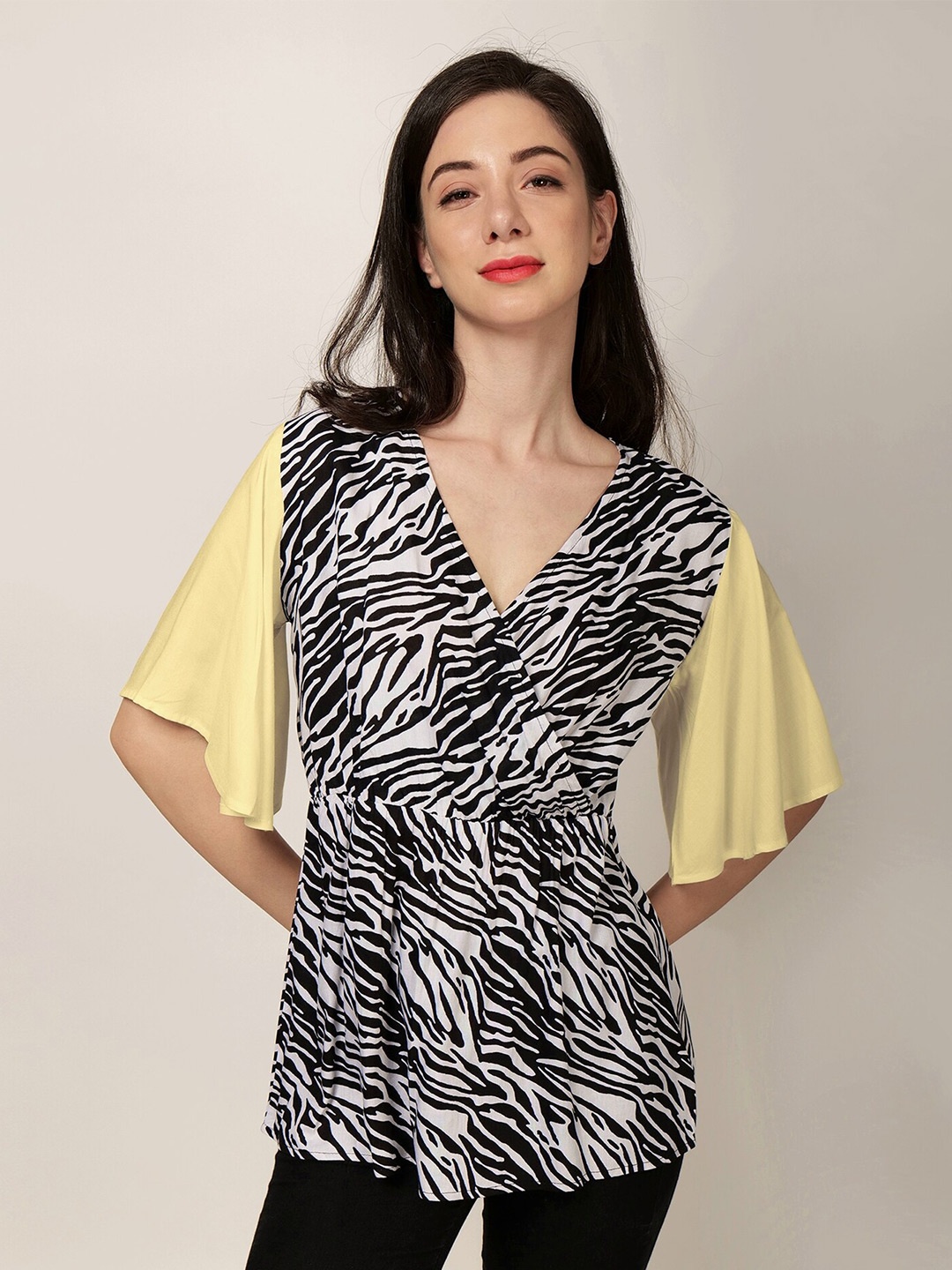 

PATRORNA Animal Printed Flared Sleeves Wrap Cotton Top, White