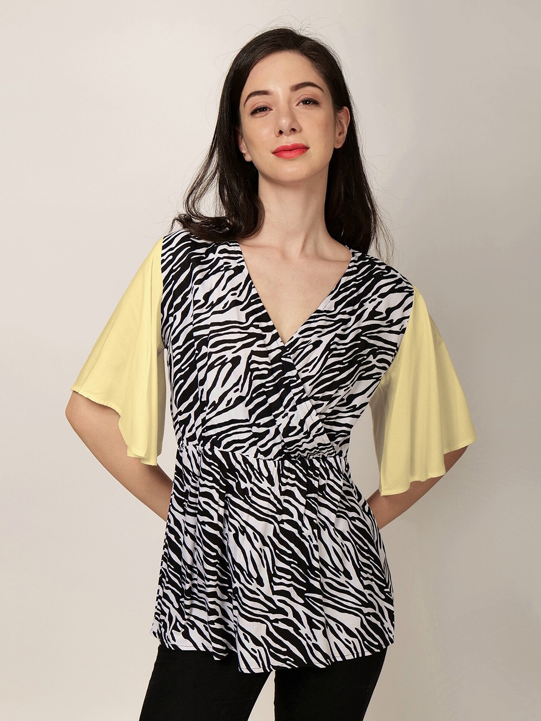 

PATRORNA Abstract Printed Flared Sleeve Longline Wrap Top, White