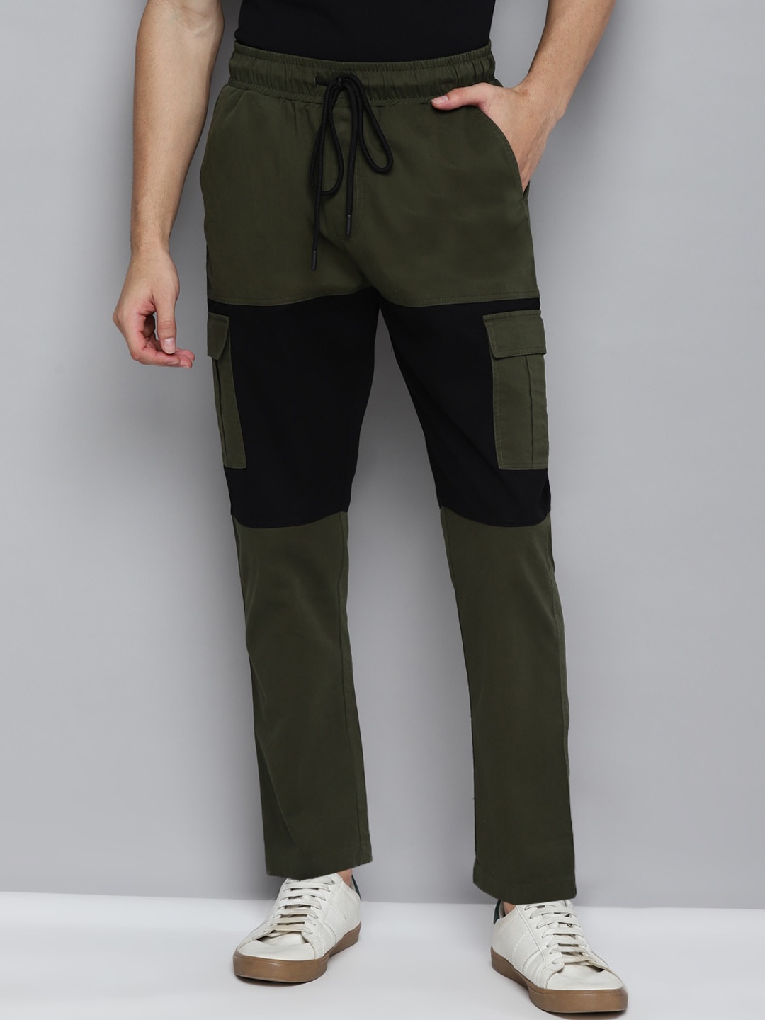 

Kook N Keech Men Olive Green & Black Colourblocked Cotton Track Pants