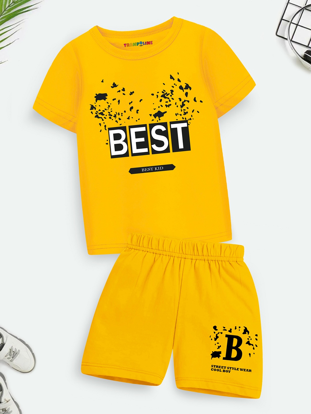 

Trampoline Kids Printed T-shirt with Shorts, Yellow