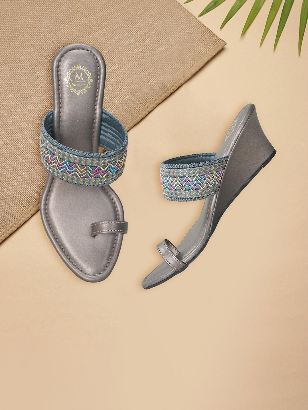 

MEHNAM Ethnic Embellished One Toe Wedges, Grey