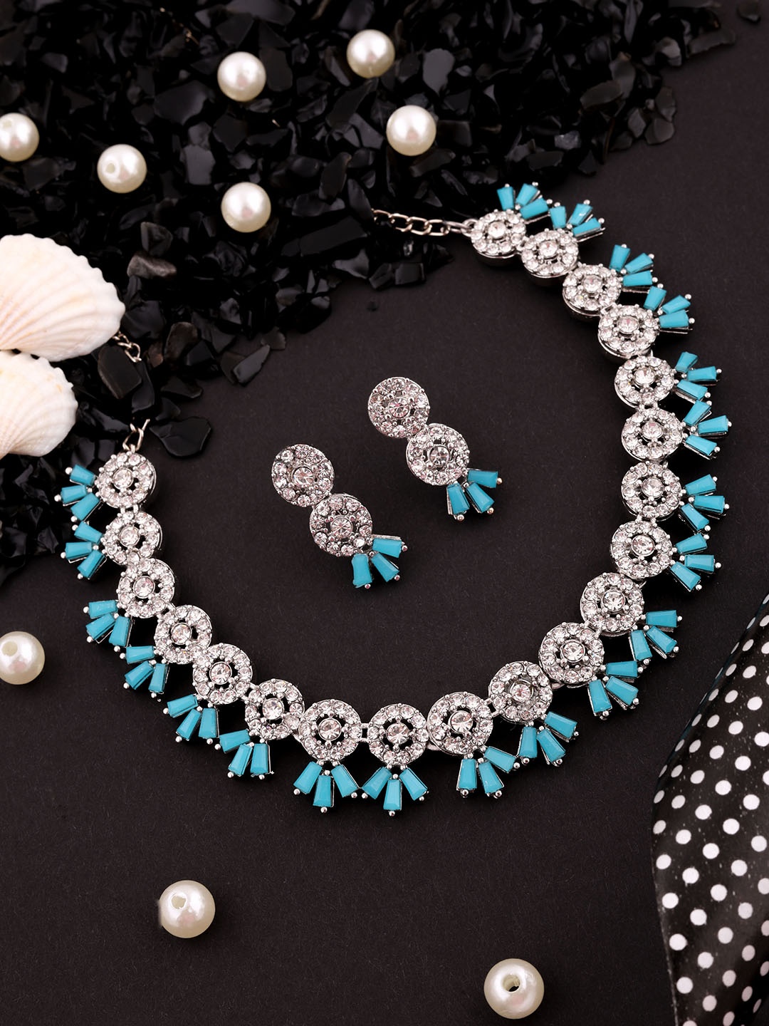 

Brado Jewellery Silver Plated American Diamond Studded Jewellery Set