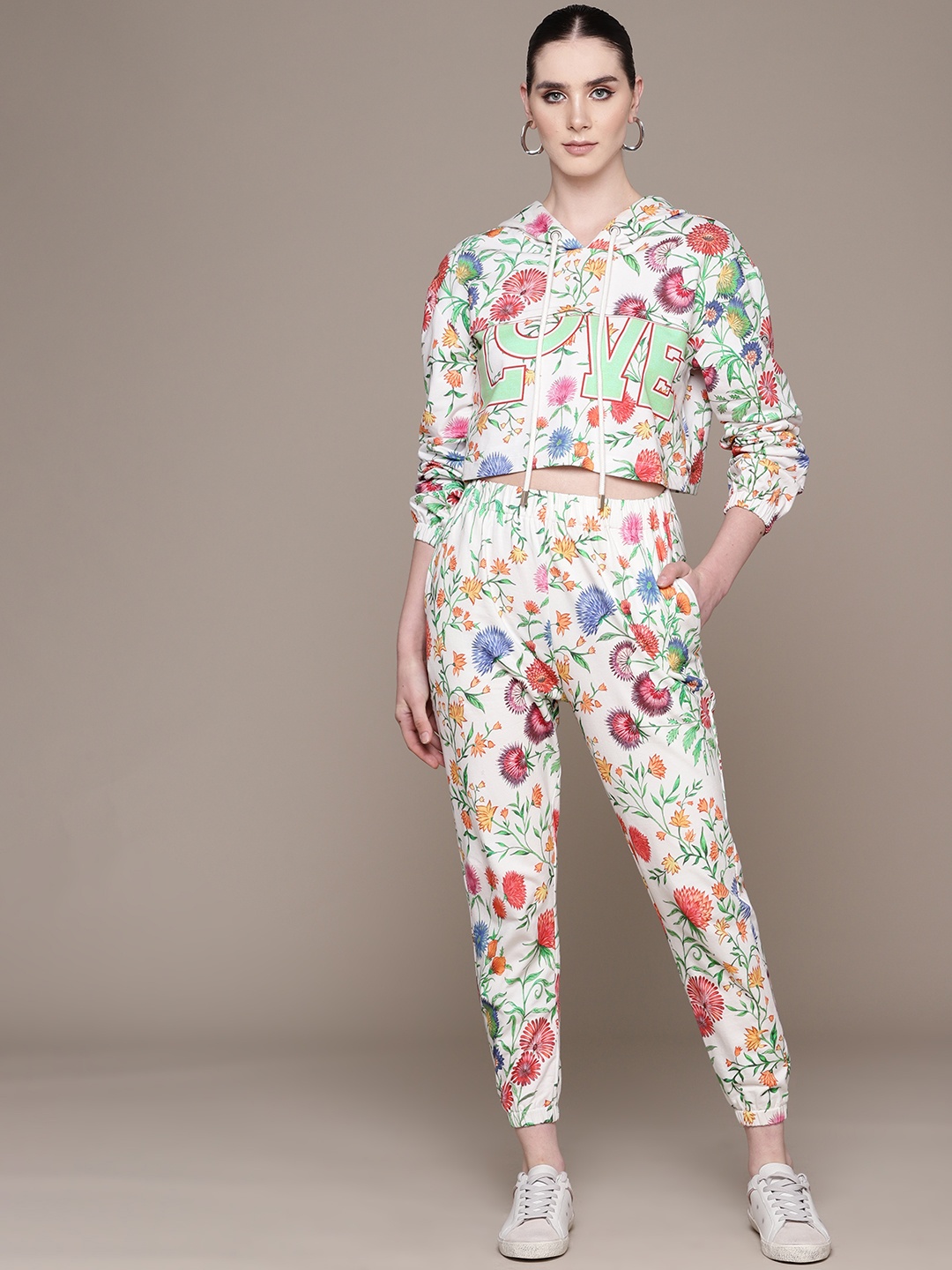 

Label Ritu Kumar Women Printed Sweatshirt with Joggers, White