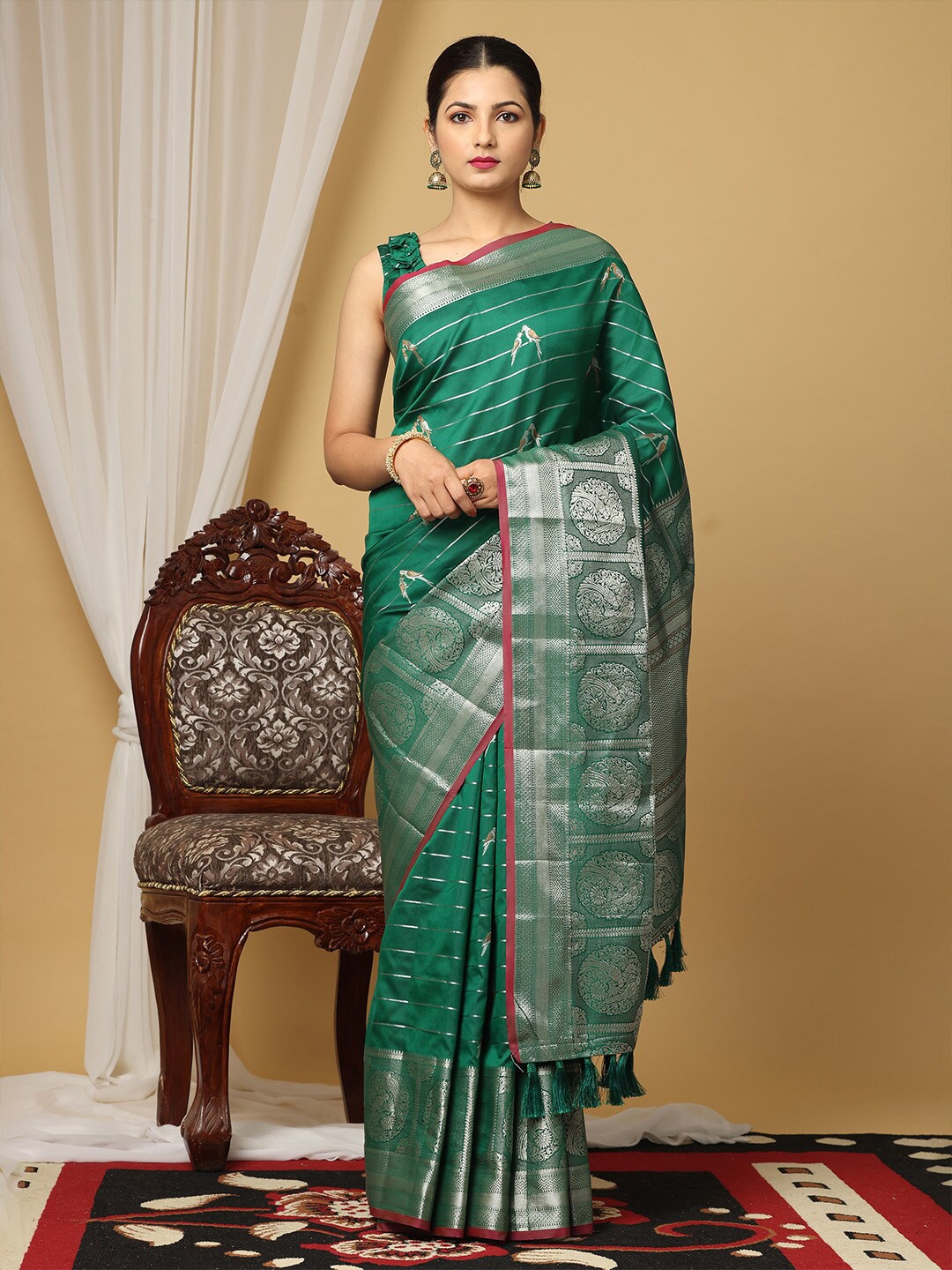 

VASTRANAND Striped Woven Design Zari Silk Blend Banarasi Saree, Green