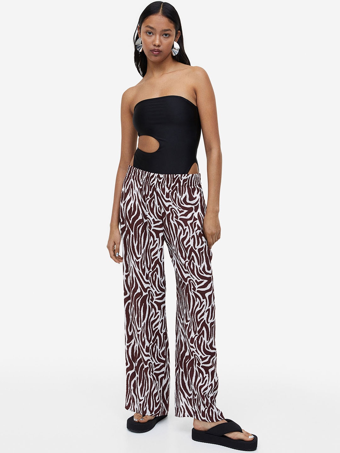 

H&M Women Crepe Pull-On Trousers, Brown