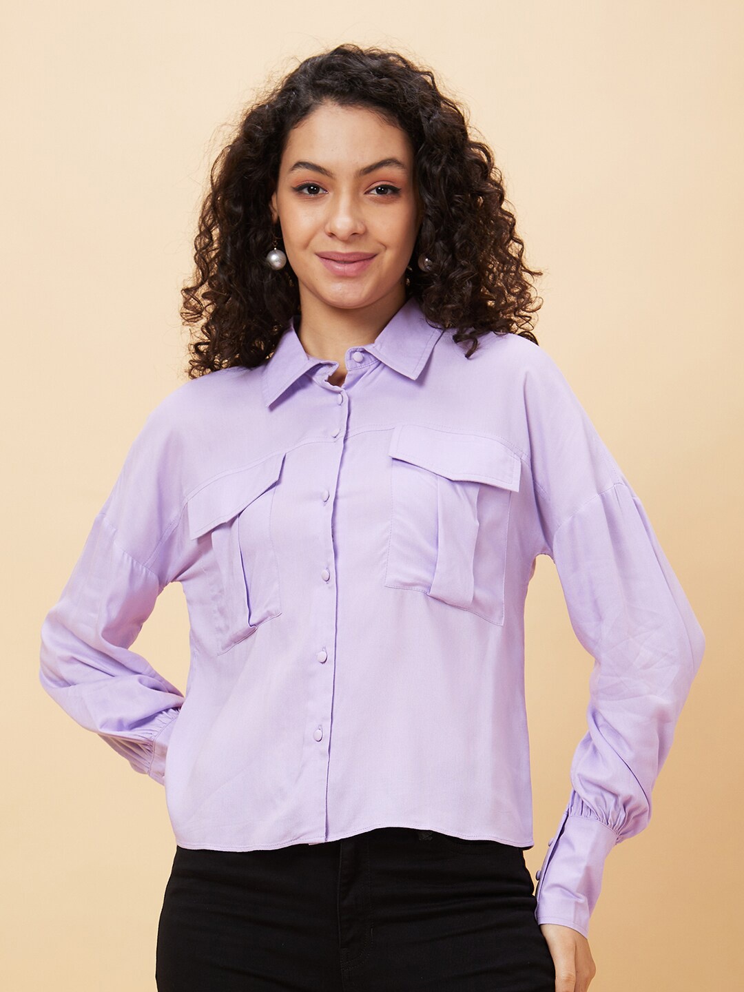 

Globus Spread Collar Cuffed Sleeves Shirt, Lavender