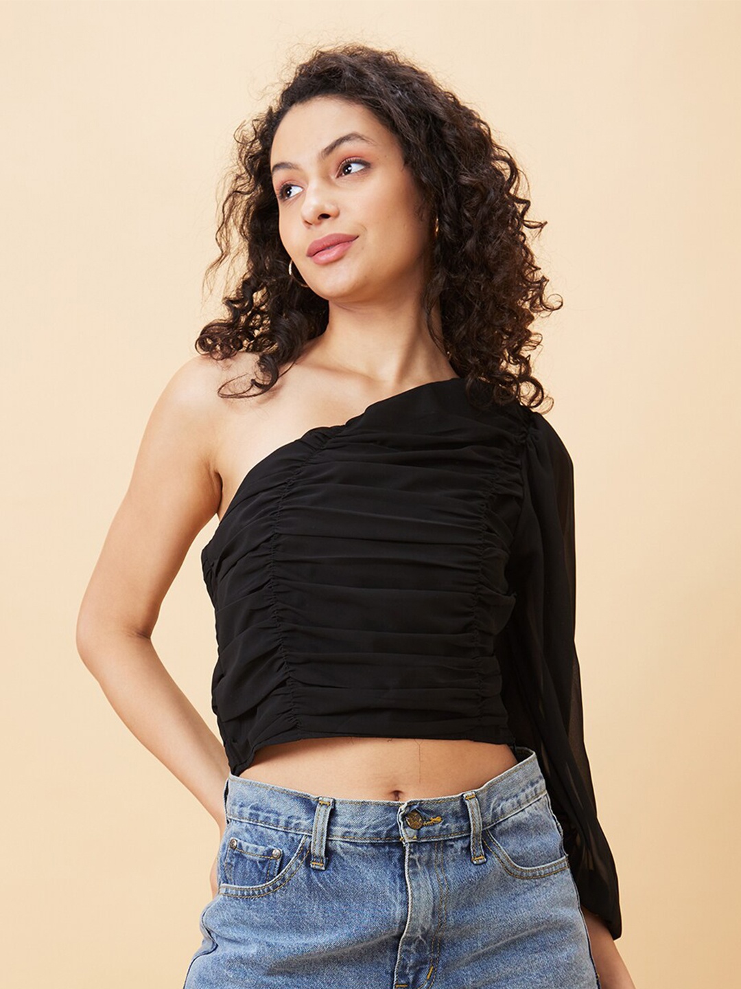 

Globus One Shoulder Ruched Crop Top, Black