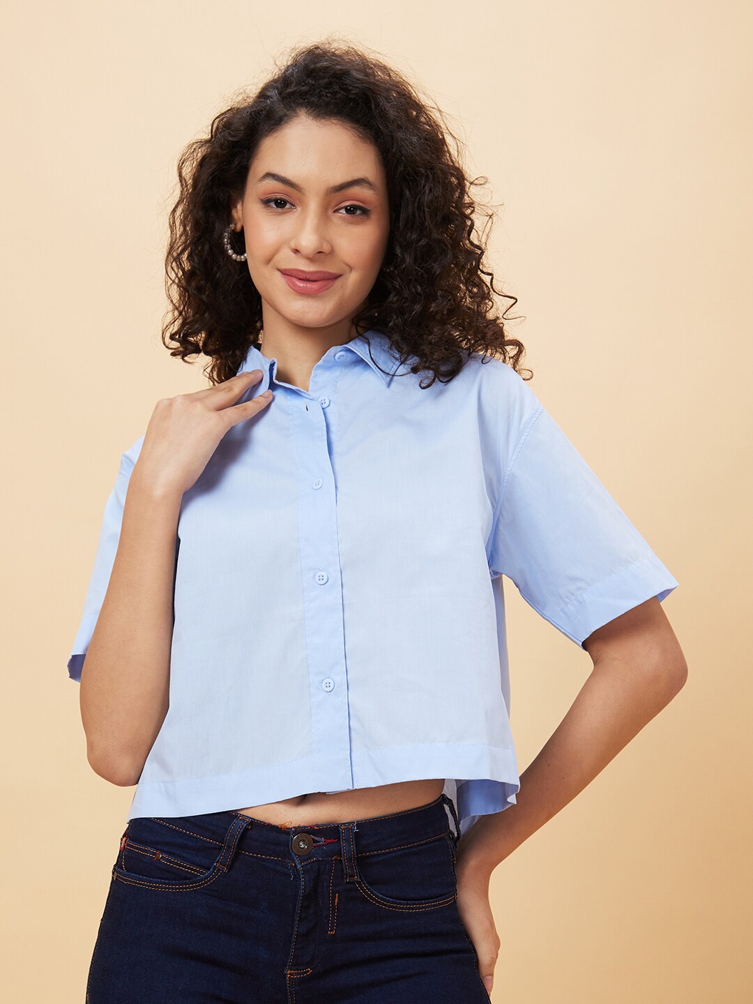 

Globus Blue Regular Fit Spread Collar Cotton Casual Crop Shirt