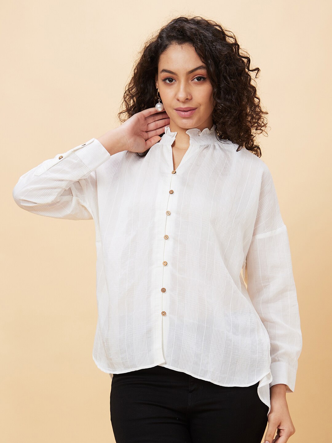 

Globus Striped High Neck Shirt Style Top, White