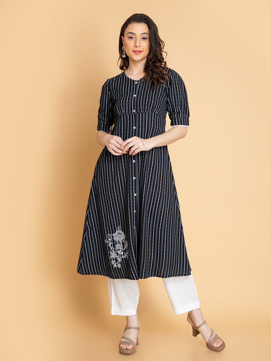 

SUTI Striped A-Line Thread Work Kurta, Black