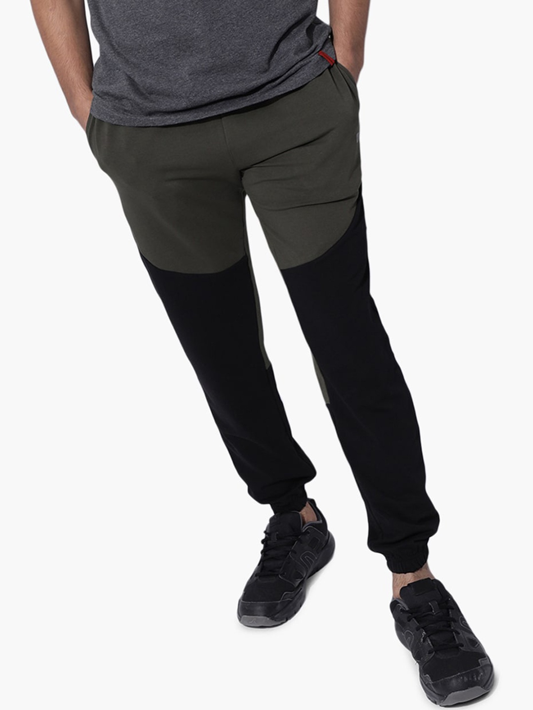 

Virgio Men Colourblocked Regular Fit Joggers, Grey