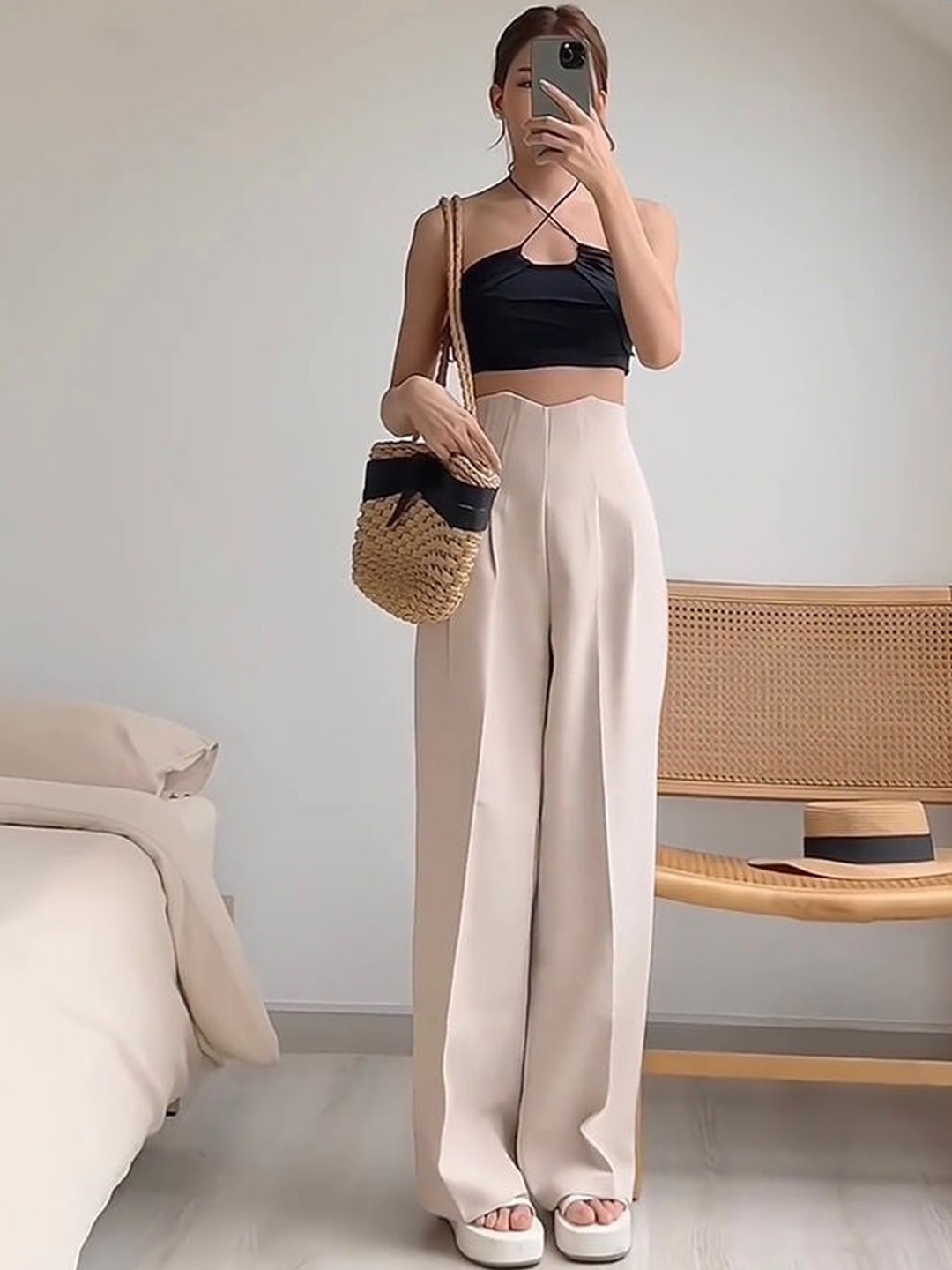 

StyleAsh Women High-Rise Wide Leg Trousers, Nude