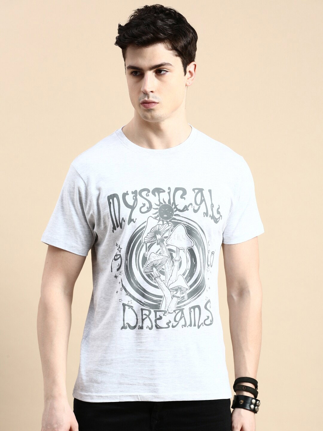 

BLACK RADIO Graphic Printed Cotton T-shirt, White