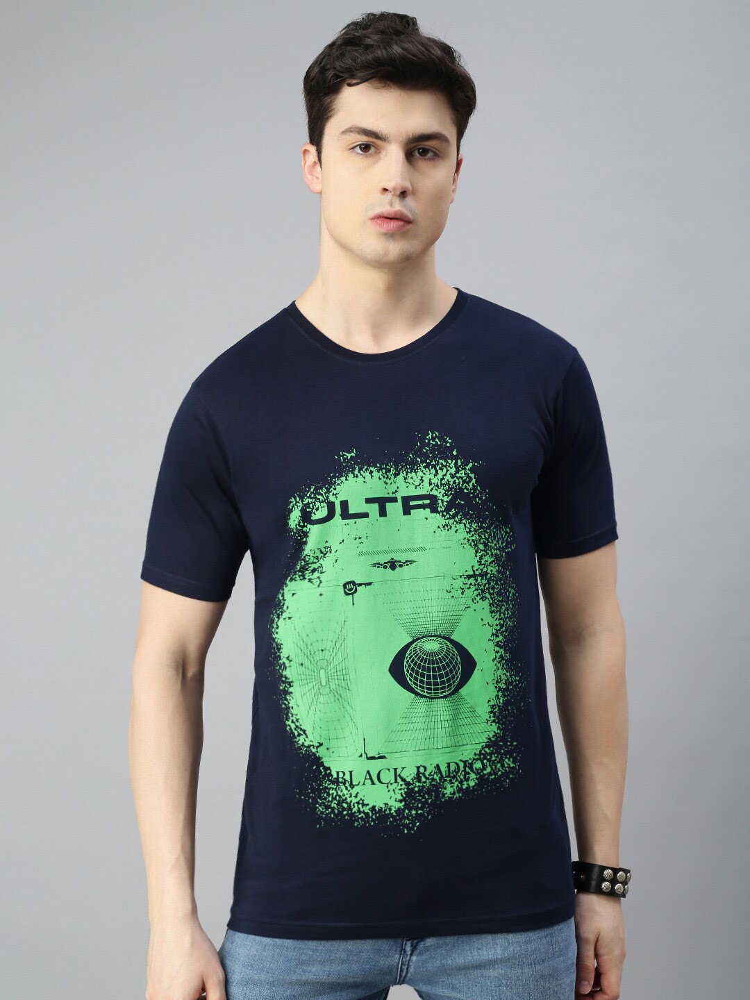 

BLACK RADIO Graphic Printed Pure Cotton Regular Fit T-shirt, Navy blue