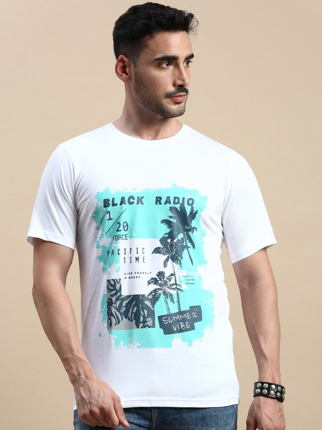 

BLACK RADIO Graphic Printed Pure Cotton T-shirt, White