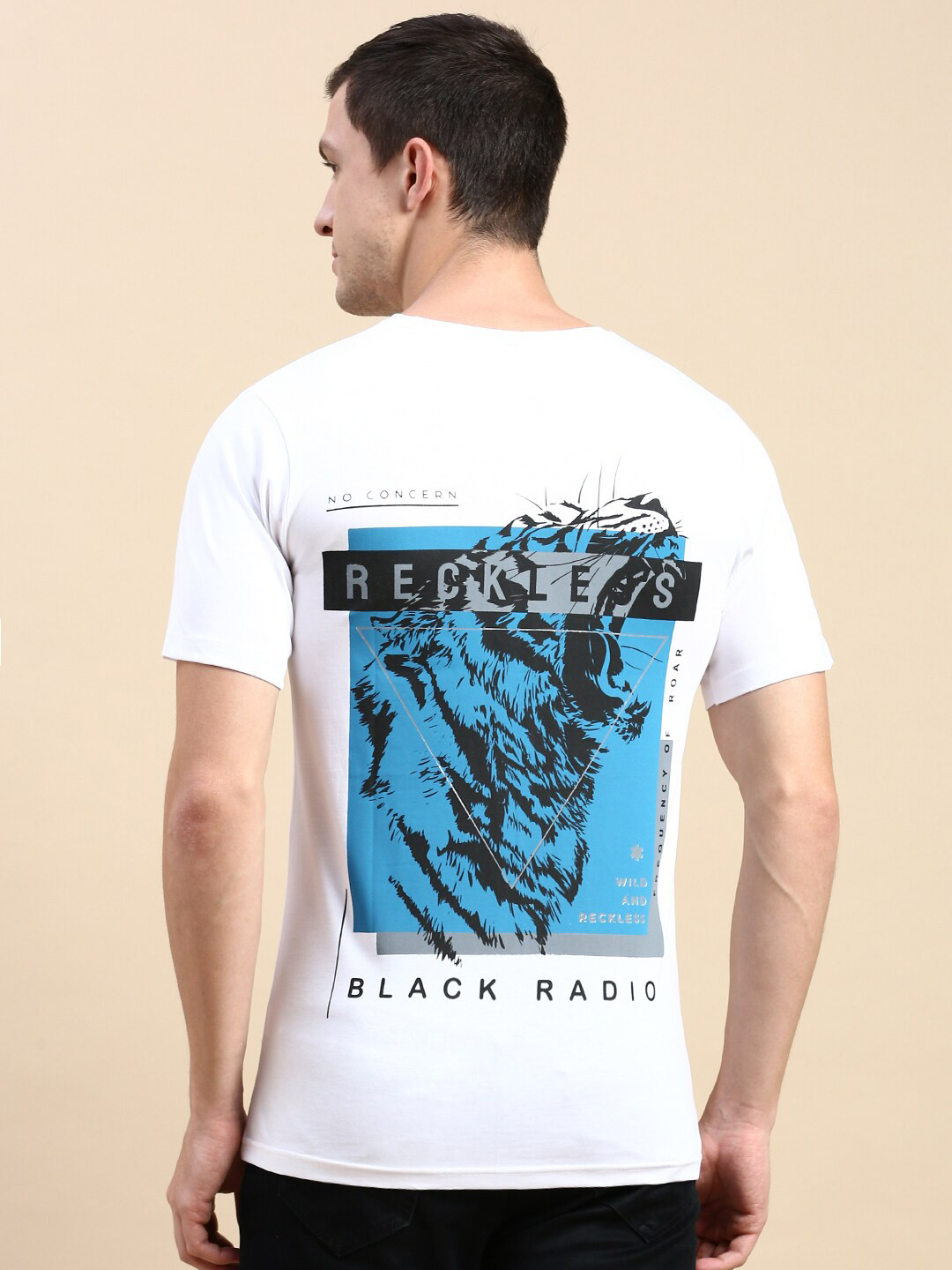 

BLACK RADIO Graphic Printed Pure Cotton T-shirt, White