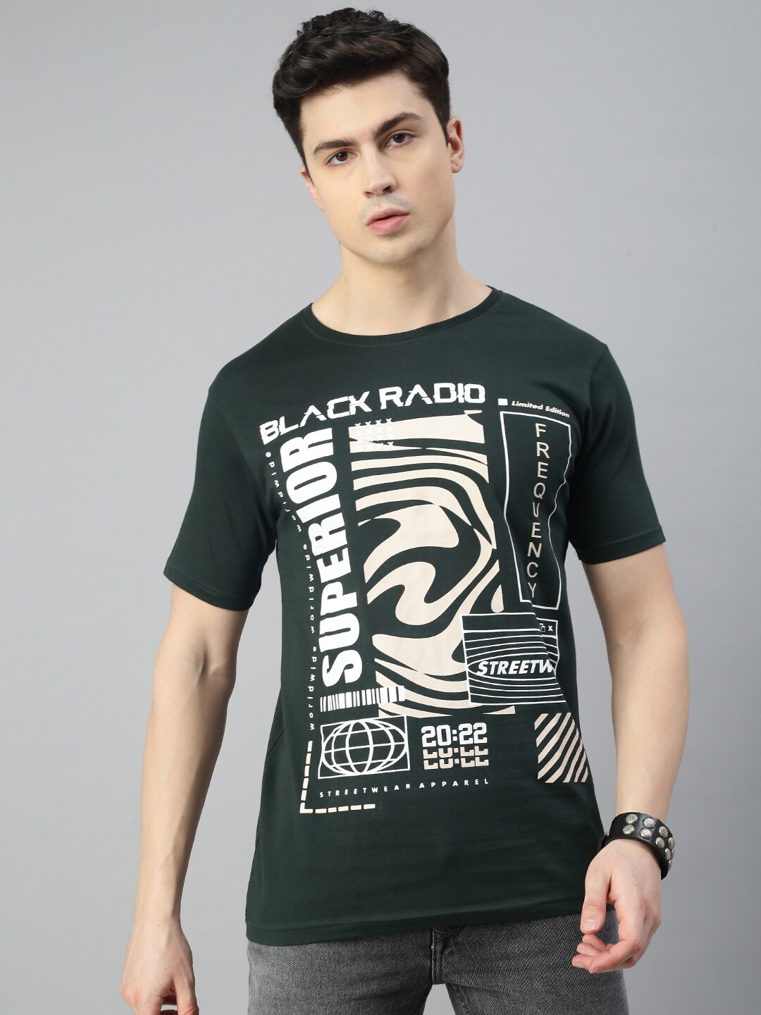 

BLACK RADIO Graphic Printed Cotton T-shirt, Green
