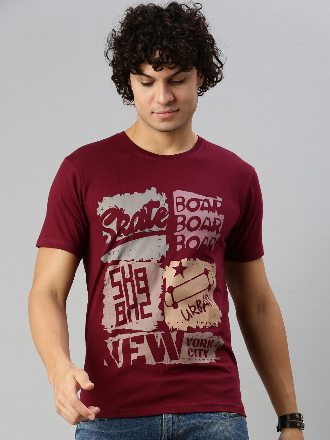 

BLACK RADIO Typography Printed Pure Cotton T-shirt, Maroon