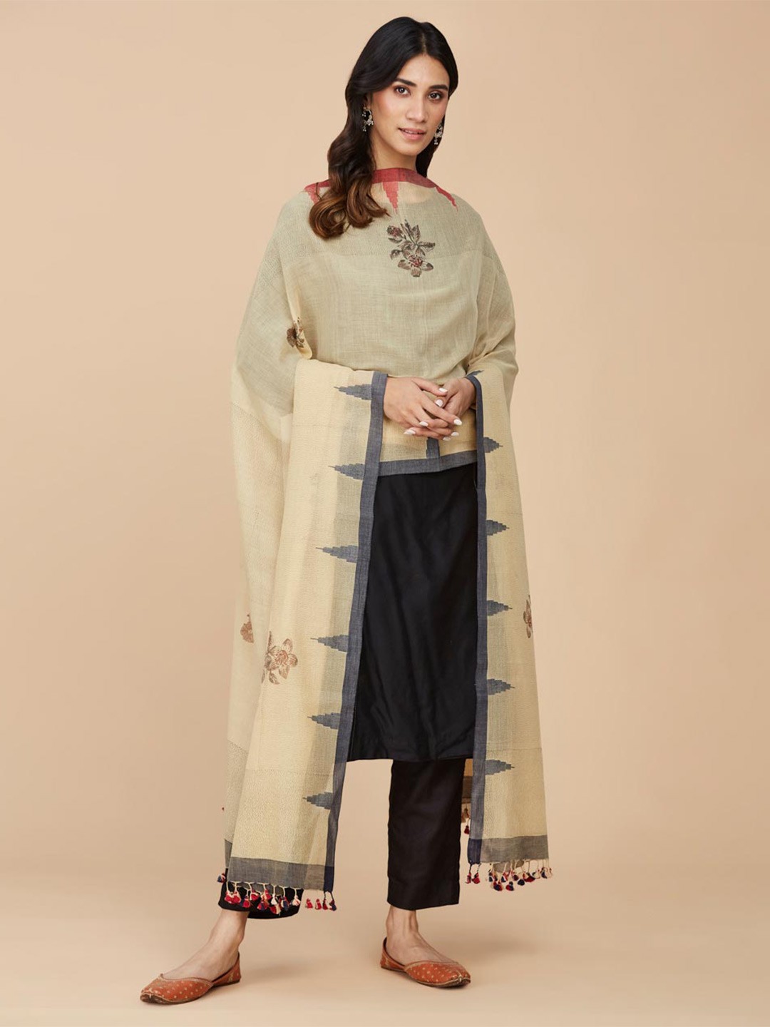 

Fabindia Printed Block Print Dupatta, Beige