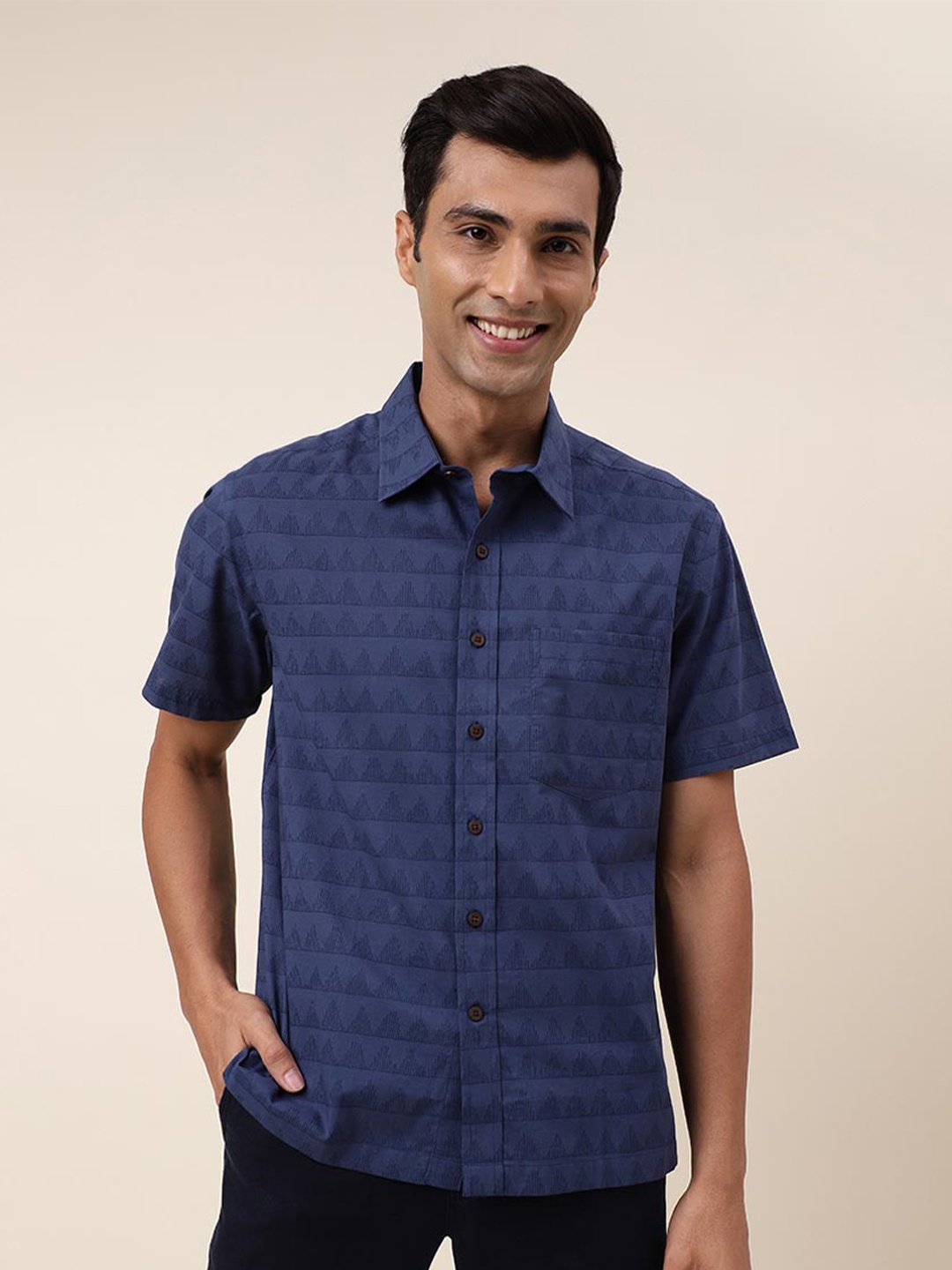 

Fabindia Regular Fit Geometric Printed Spread Collar Cotton Casual Shirt, Blue