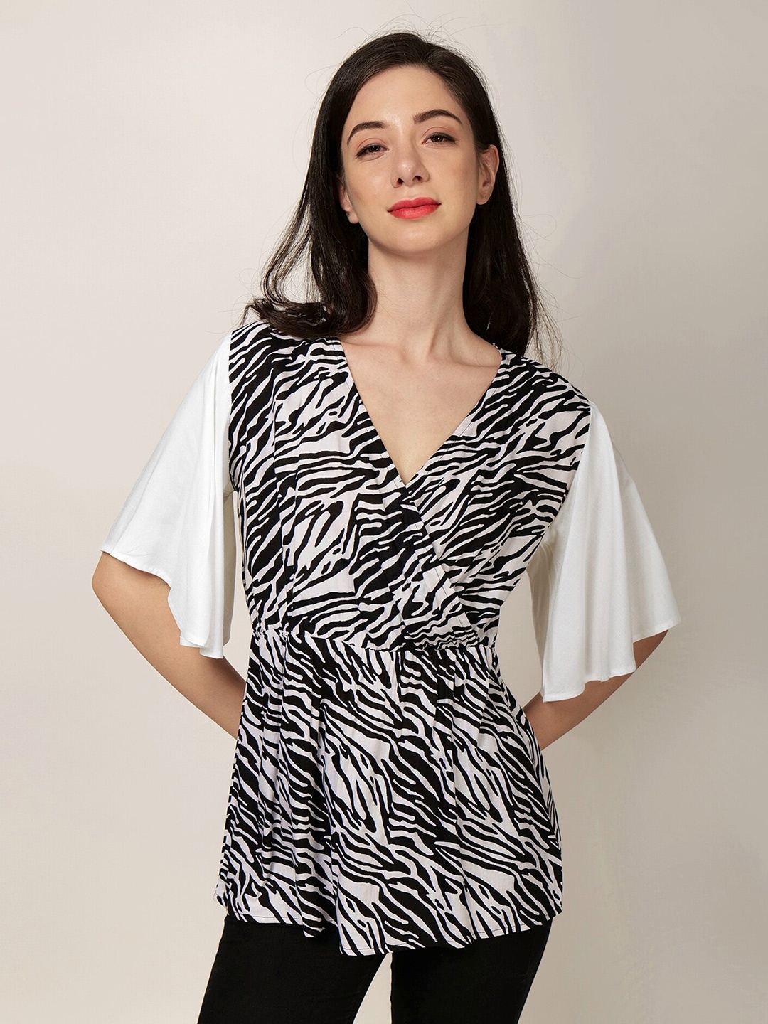 

PATRORNA Abstract Printed Flared Sleeves Wrap Longline Top, Black