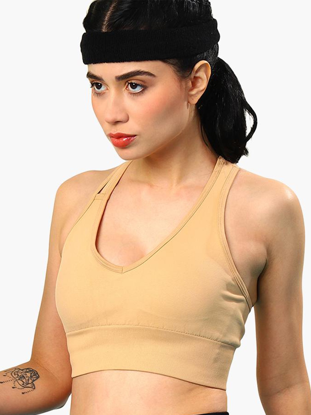 

Virgio Full Coverage Underwired Lightly Padded Workout Sports Bra With All Day Comfort, Nude